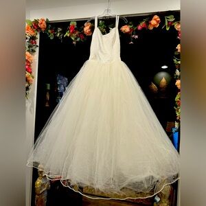 Beautiful Ball Gown Wedding Dress